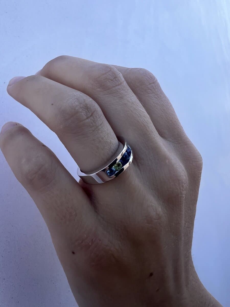 Custom engagement ring design